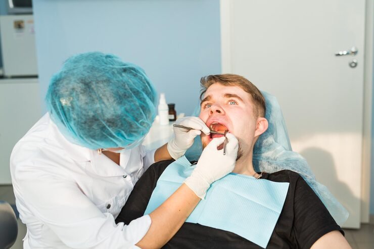 young man looking camera 1048944 10009669